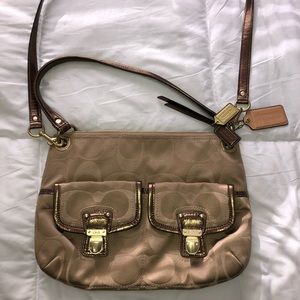 Coach cross over bag